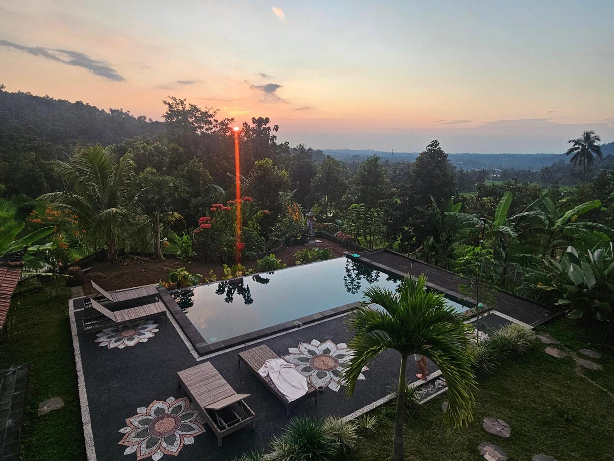 Villa Markisa Pakisan Sawan Luaran gambar