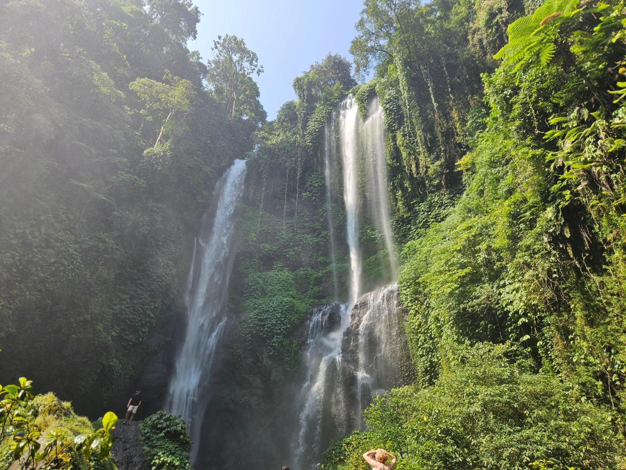 Villa Markisa Pakisan Sawan Luaran gambar